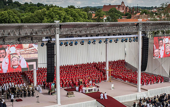 Roof system for T. Matulionis' beatification ceremony